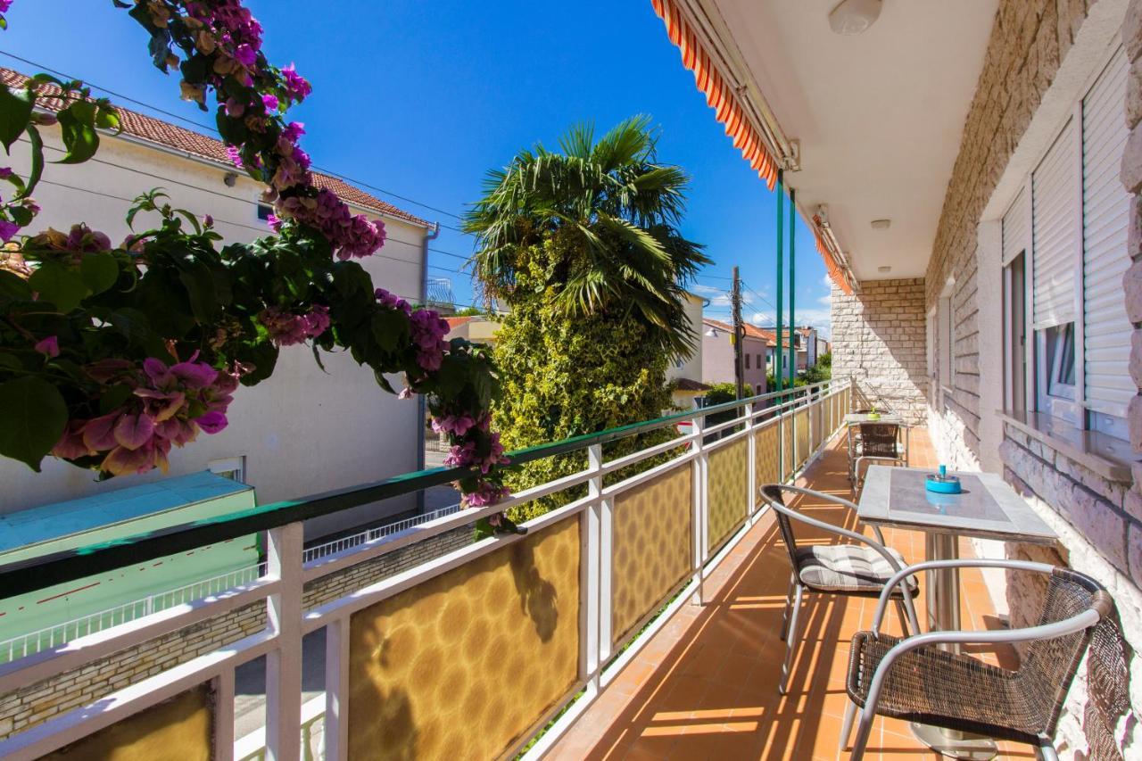 Apartments Rino Vodice Exterior foto