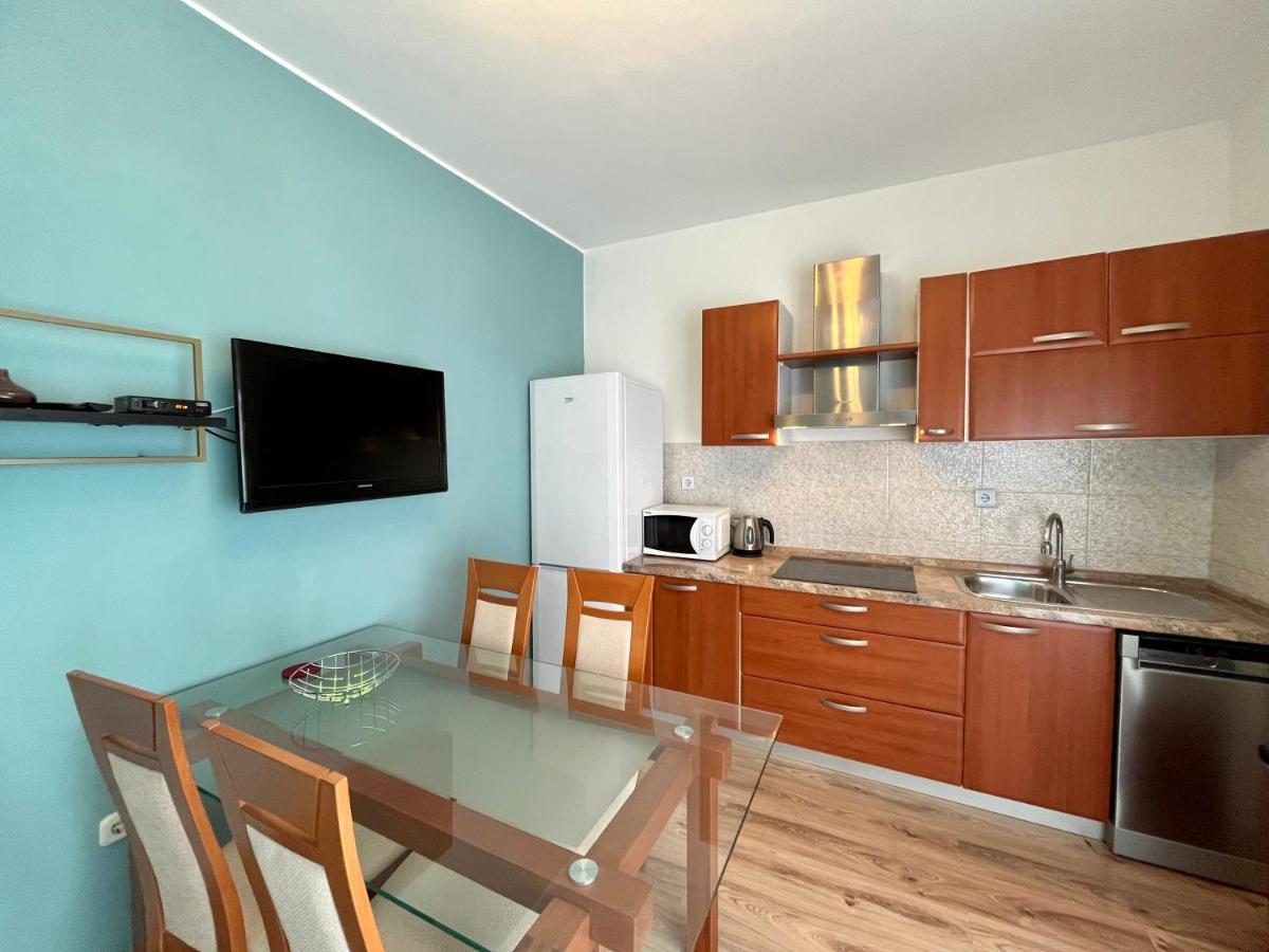 Apartments Rino Vodice Exterior foto